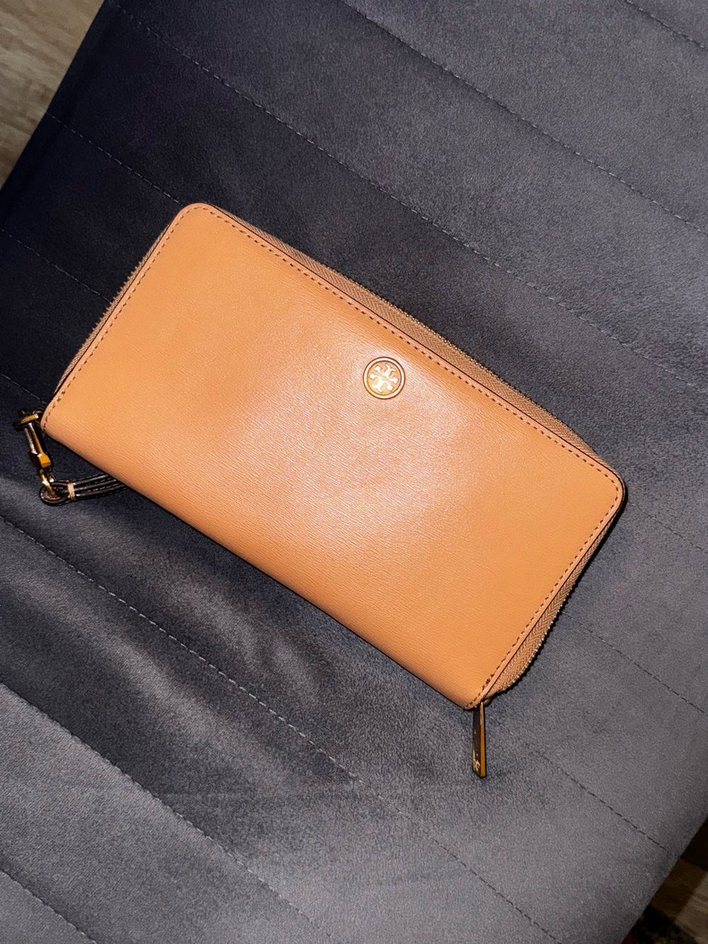 Tory Burch Robinson Camel Zip-Around Leather Wallet with Gold Logo